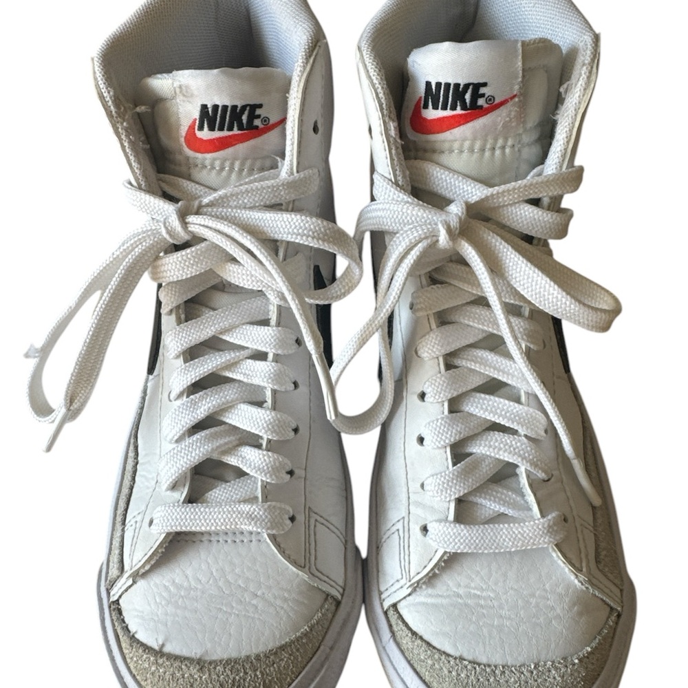 Childrens Nike White&Black  High-Top Sneakers